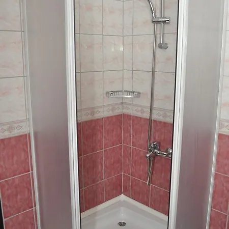 Hotel Deha 3*